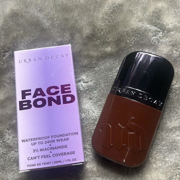 BNWT URBAN DECAY FACE BOND WATERPROOF FOUNDATION - 38 DEEP NEUTRAL - Picture 1 of 4